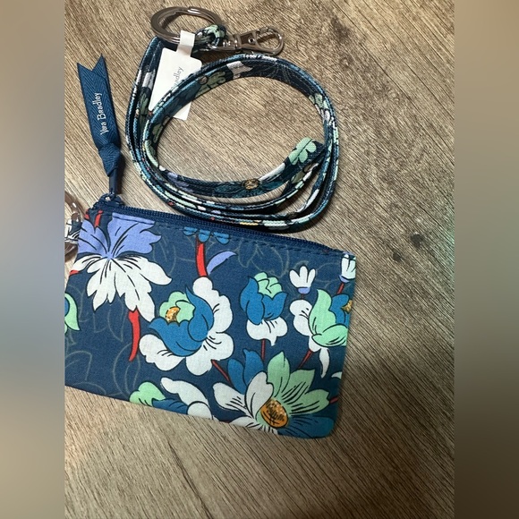NEW Vera Bradley Zip ID Case wallet keychain - Picture 4 of 7